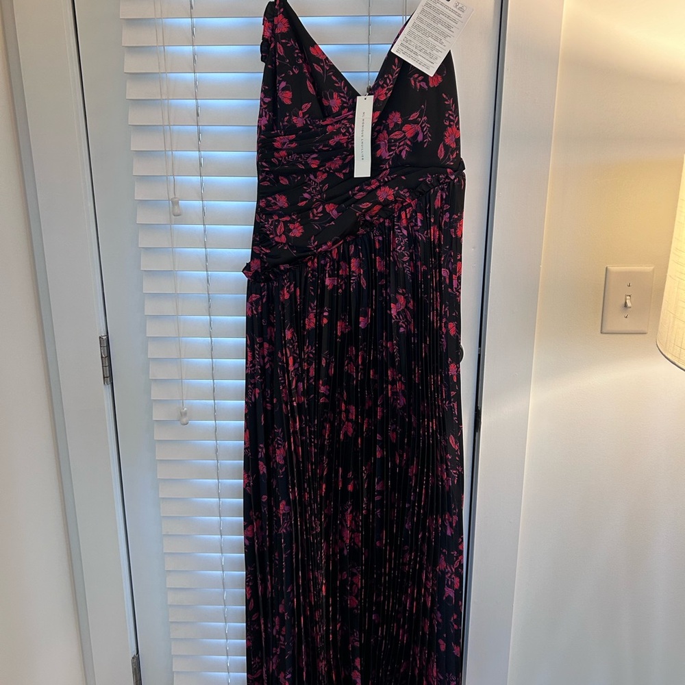 Monique Lhuillier Black and Red Floral Maxi Dress - Picture 4 of 5